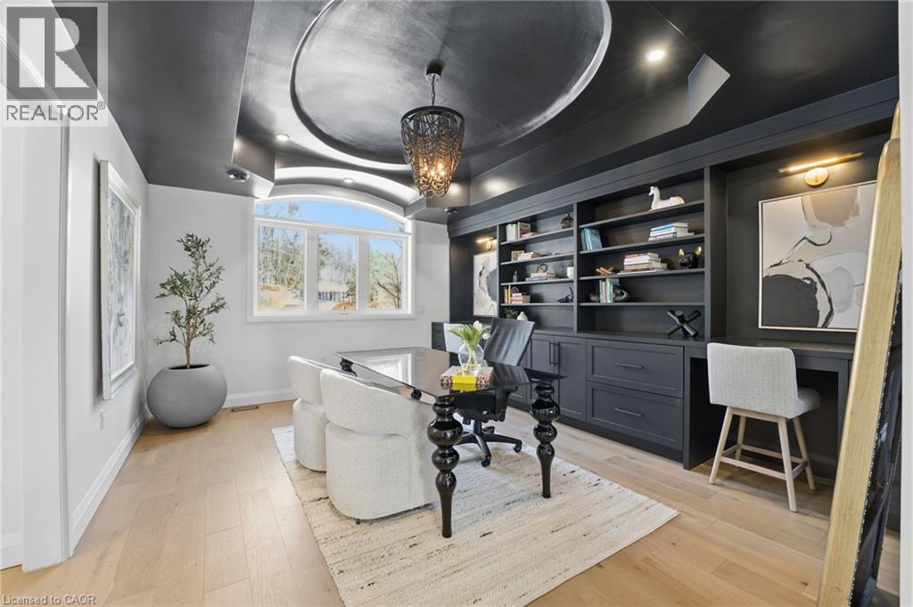 1316 DUNDAS Street - 5