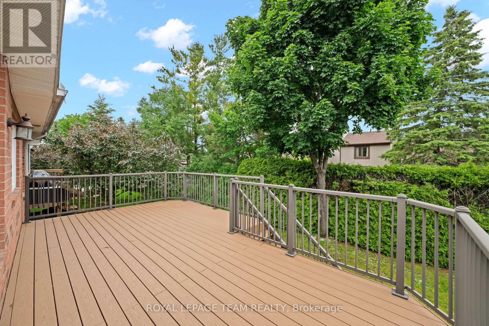 3 Bed, 3 Bath House for Sale in Ottawa – 47 STOWGRASS CRESCENT, Ottawa – MLS# X13418790 - Image 30