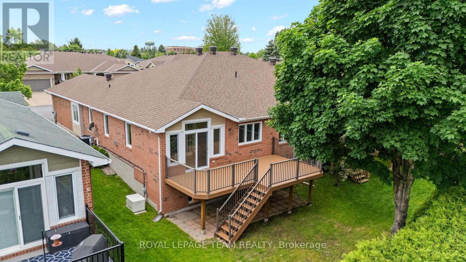3 Bed, 3 Bath House for Sale in Ottawa – 47 STOWGRASS CRESCENT, Ottawa – MLS# X13418790 - Image 32