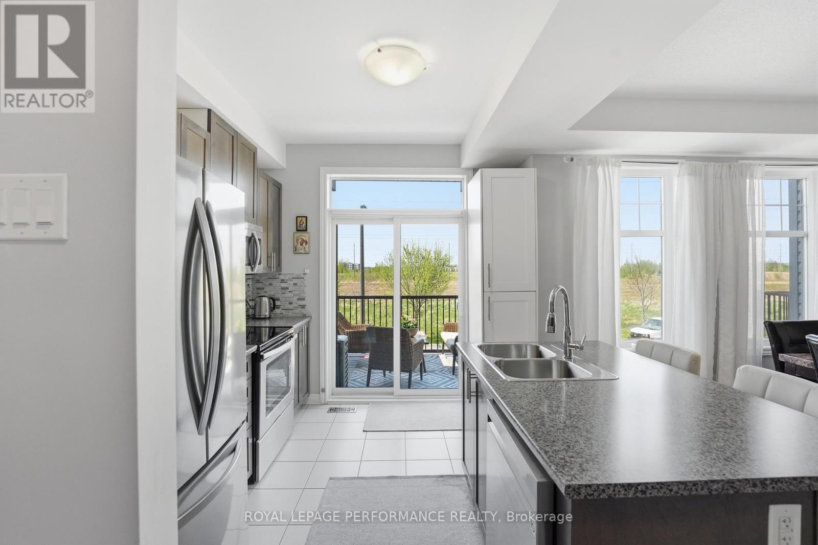 663 TRIGORIA CRESCENT - 7