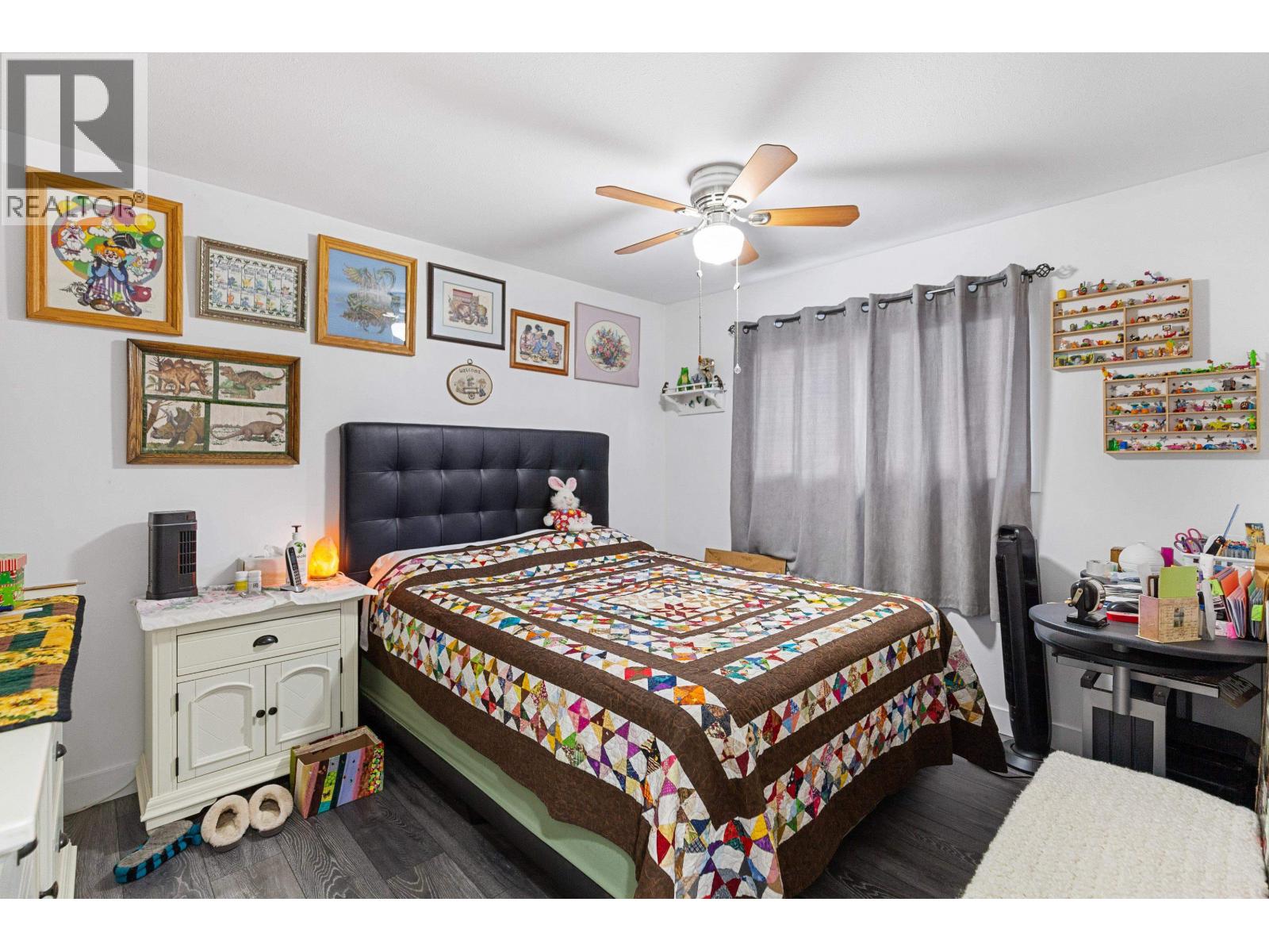 8274 SPARROW ROAD - 6