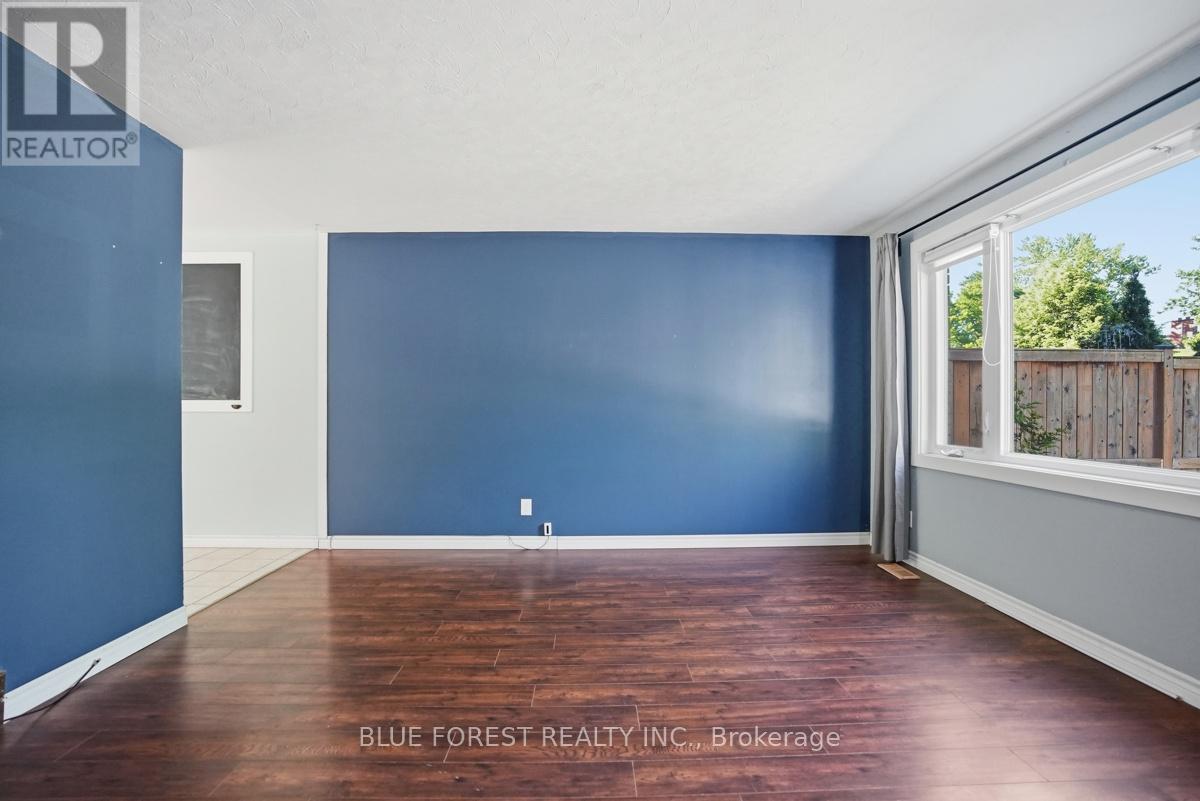 230 CAIRN STREET - 10