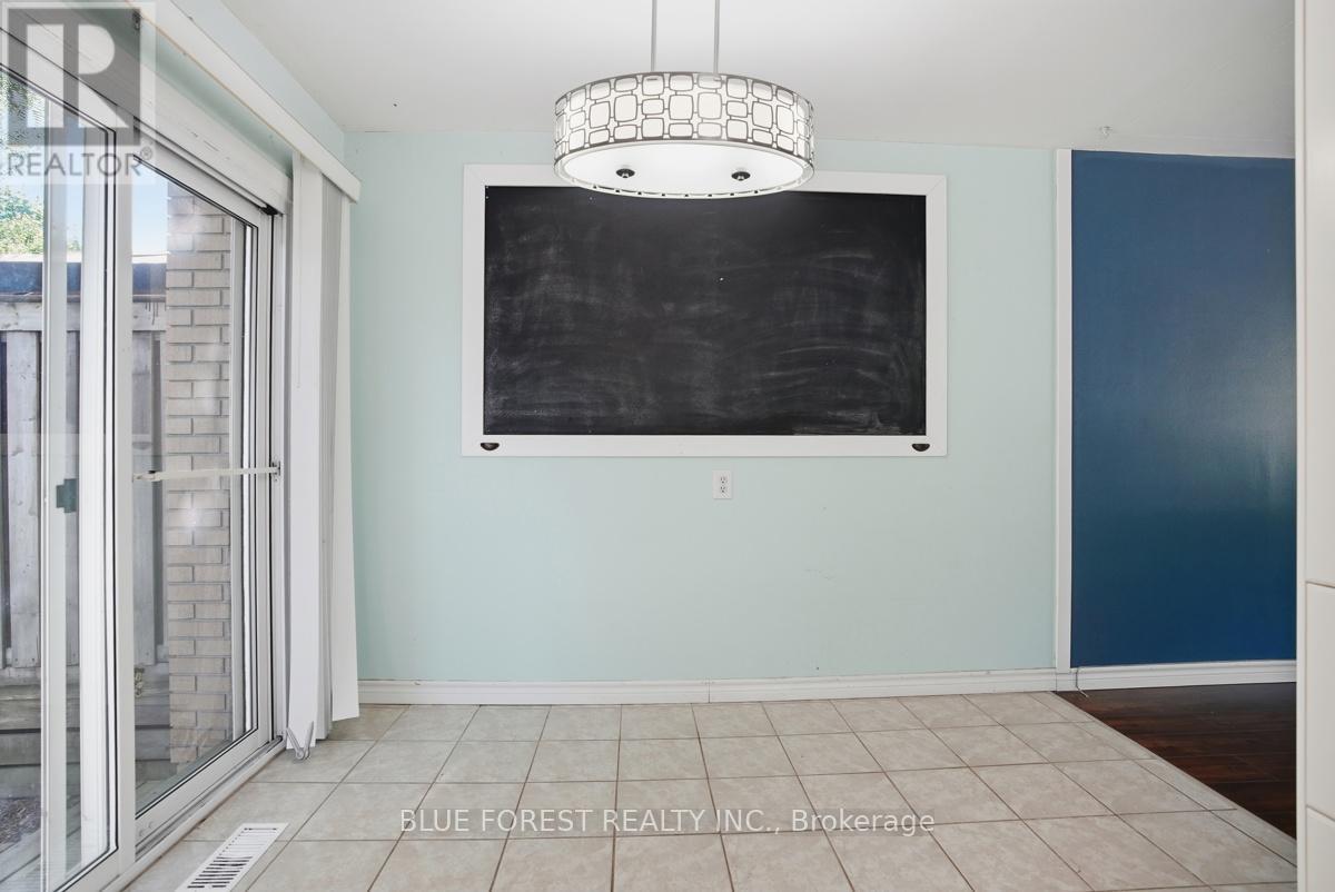 230 CAIRN STREET - 14