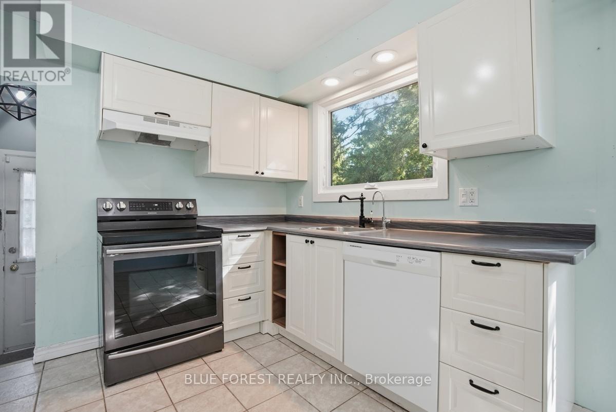 230 CAIRN STREET - 18