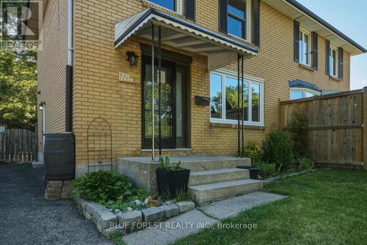 230 CAIRN STREET - 4