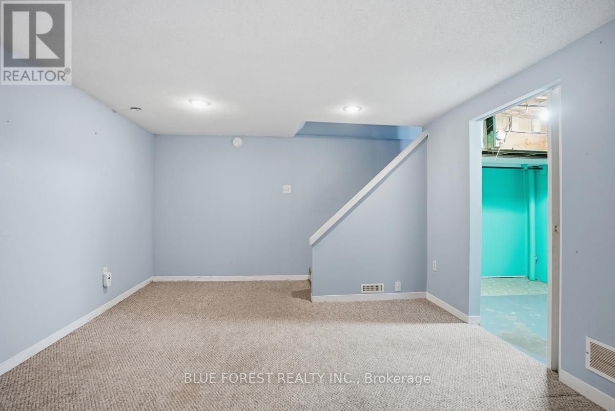 230 CAIRN STREET - 35