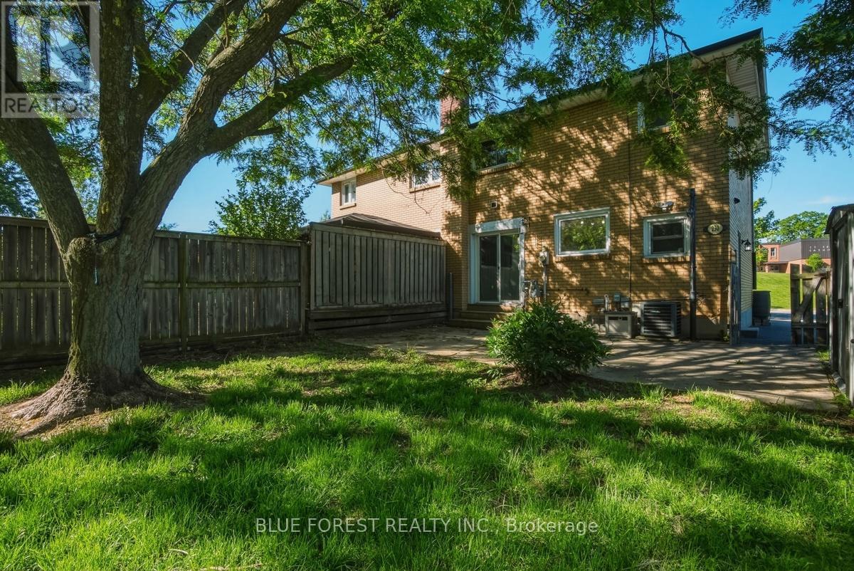 230 CAIRN STREET - 44