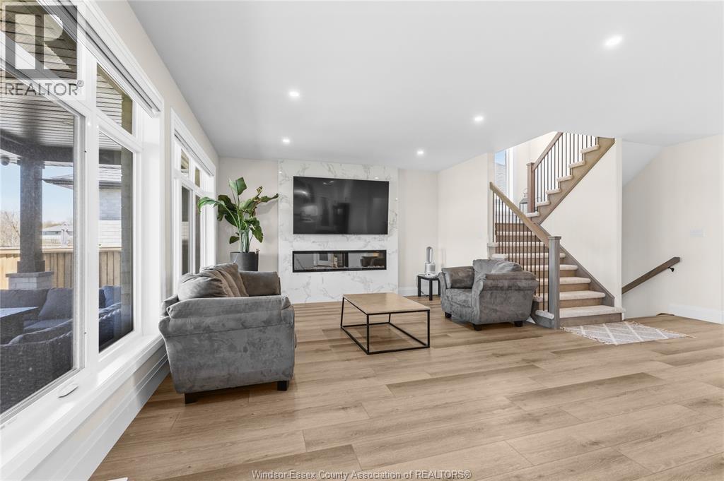 875 MAGNOLIA LANE - 11