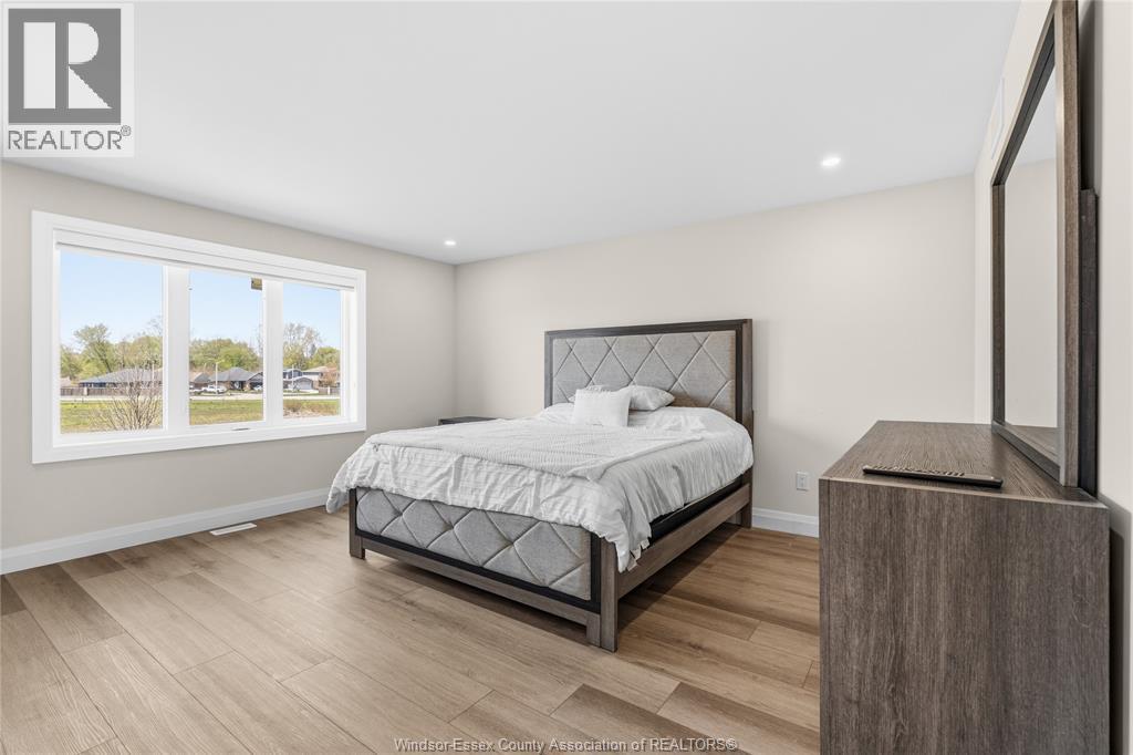 875 MAGNOLIA LANE - 25