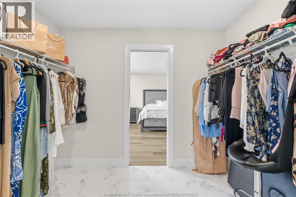 875 MAGNOLIA LANE - 27