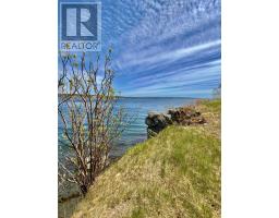 111 Marine Drive thumbnail 10