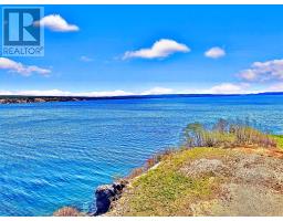 111 Marine Drive thumbnail 32