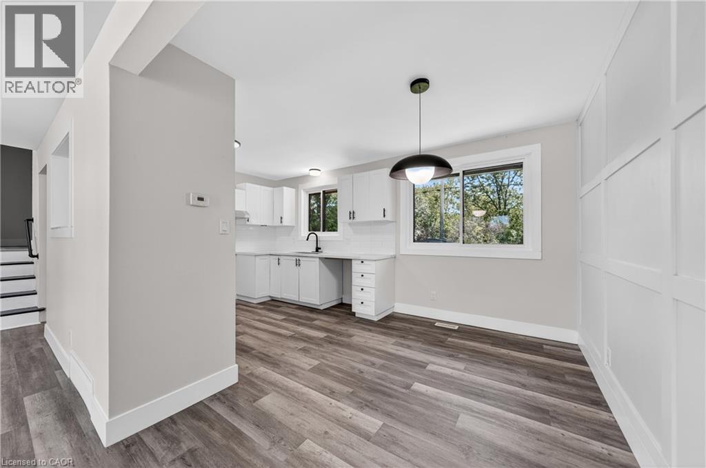 970 PARKDALE Avenue - 11