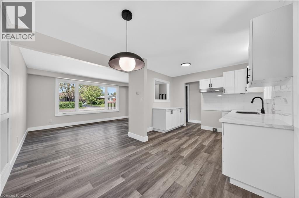 970 PARKDALE Avenue - 13