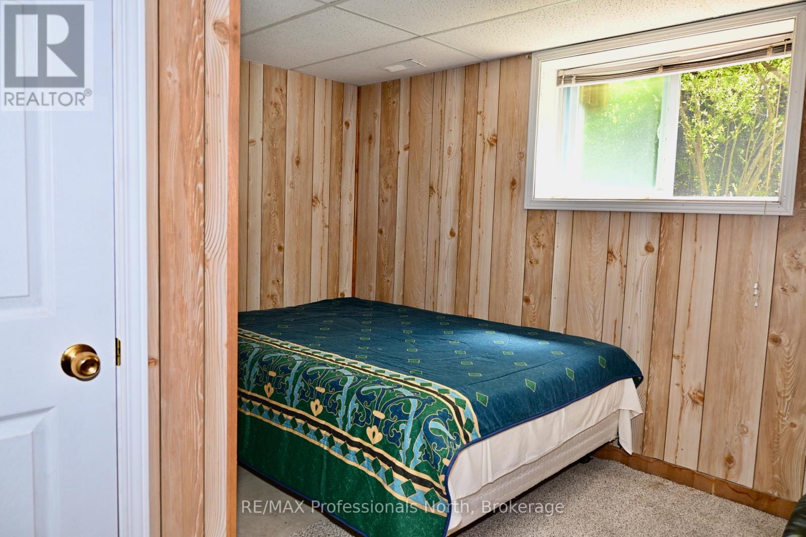 86 BOTTINGS ROAD - 40