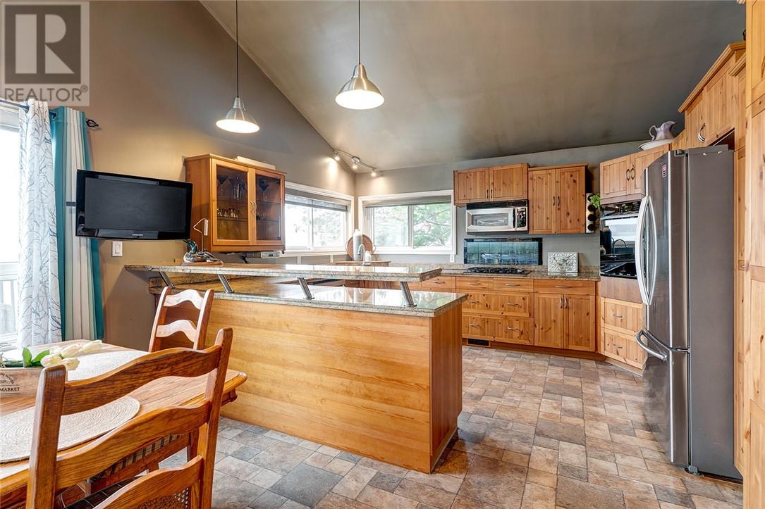 1924 Fairbanks Road E - 11