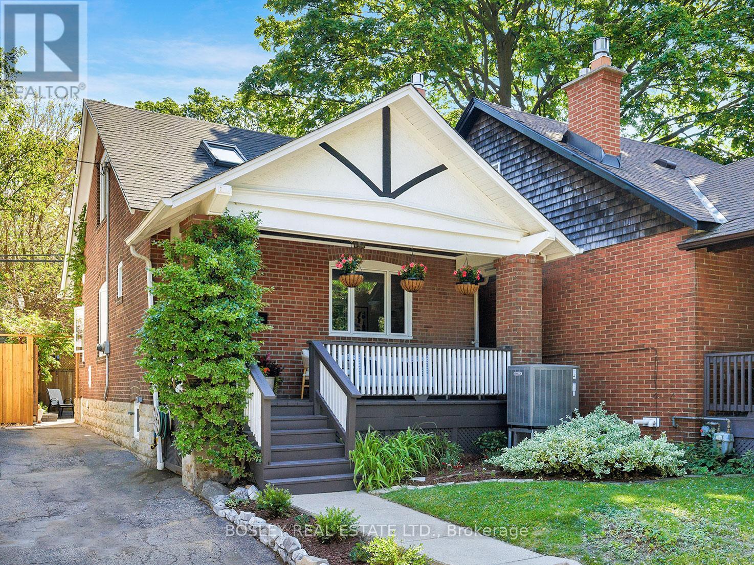 Listing photo of 249 GAINSBOROUGH ROAD