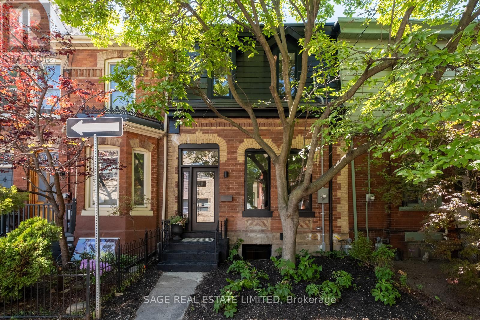 Listing photo of 12 BOULTON AVENUE