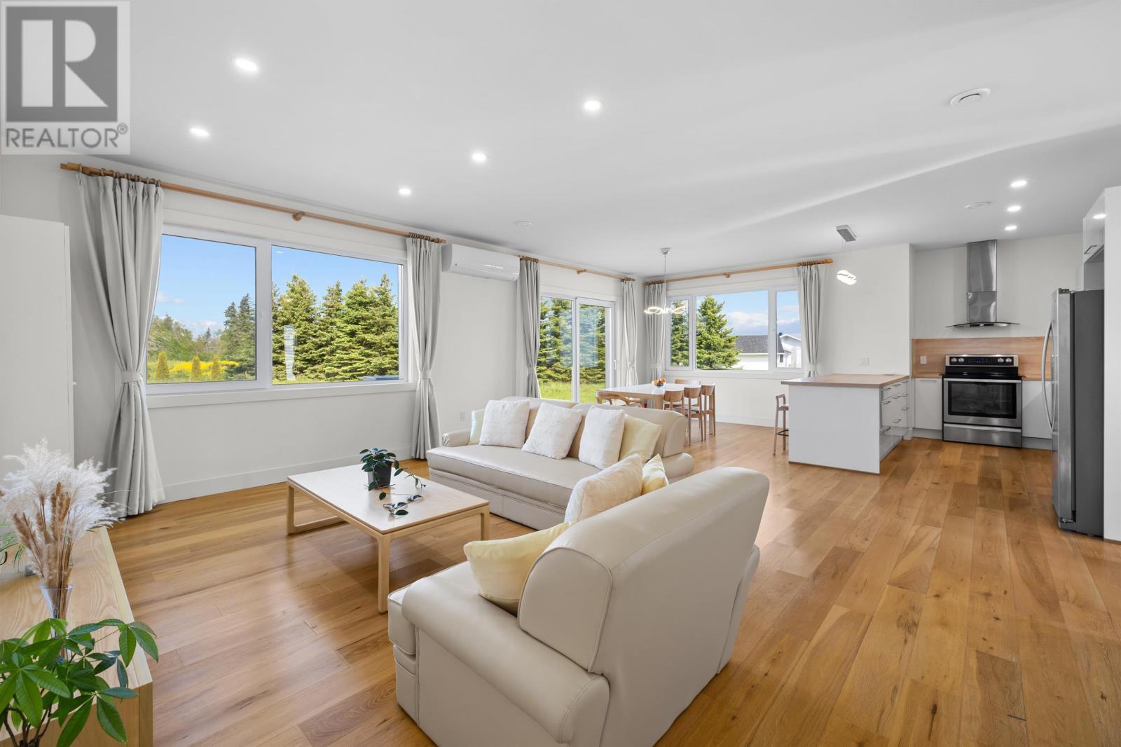 11 Birkallum Drive - 13
