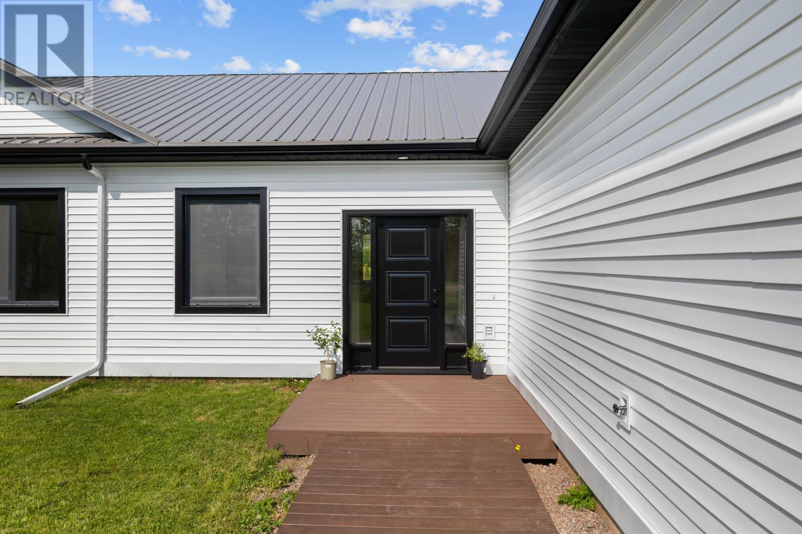 11 Birkallum Drive - 32
