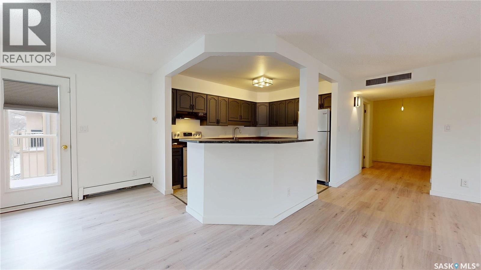 #304 2315 Cornwall STREET - 10