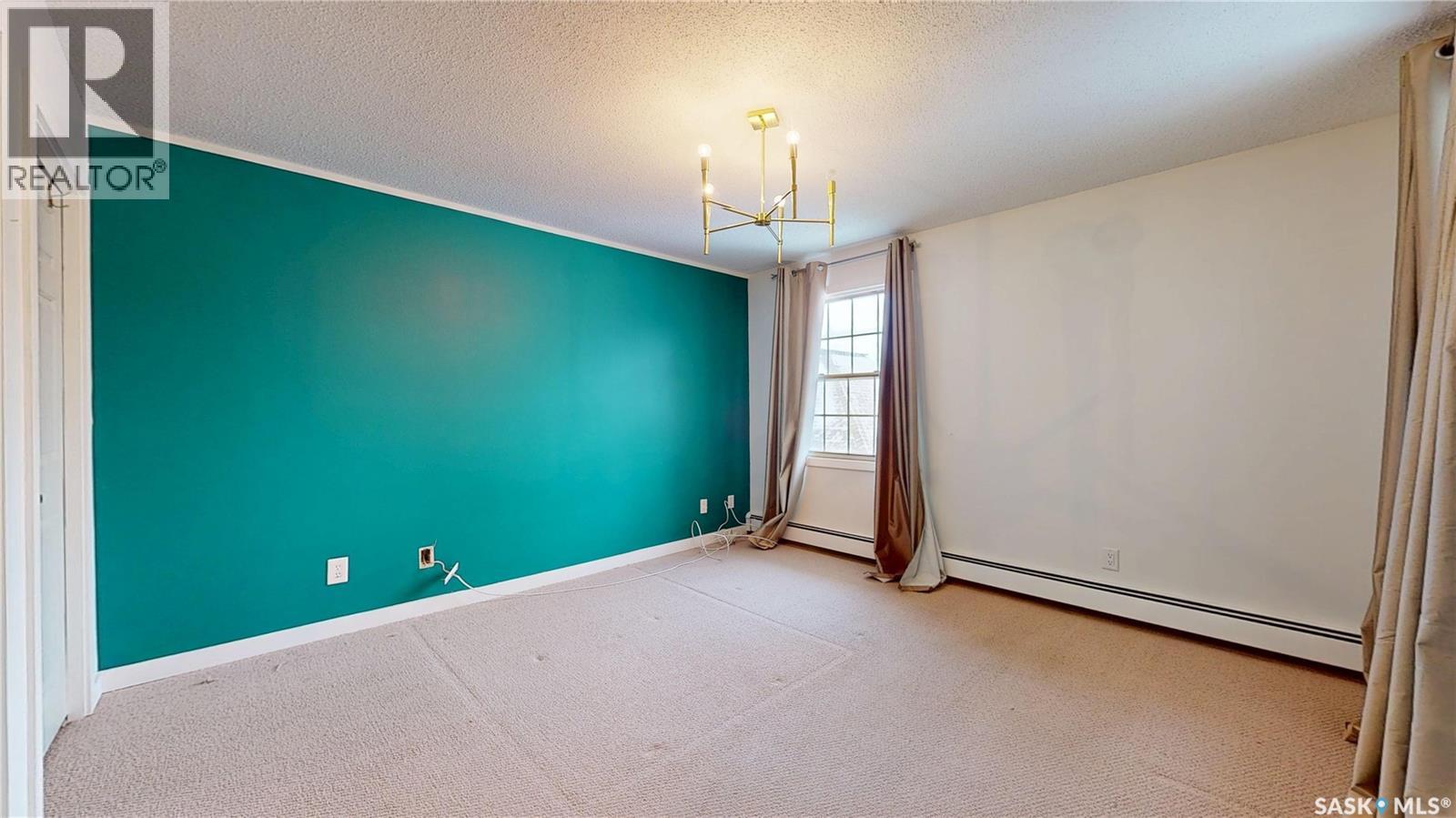 #304 2315 Cornwall STREET - 19