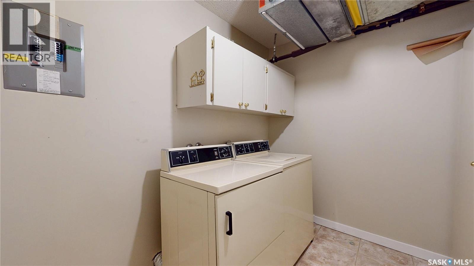#304 2315 Cornwall STREET - 24