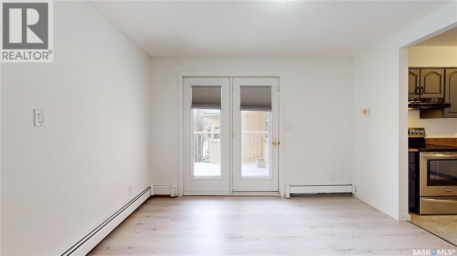 #304 2315 Cornwall STREET - 9