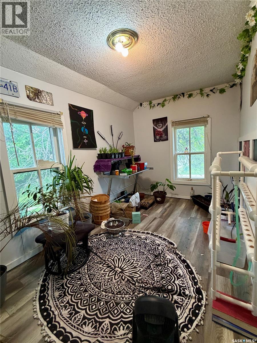 233 Herbert STREET E - 15