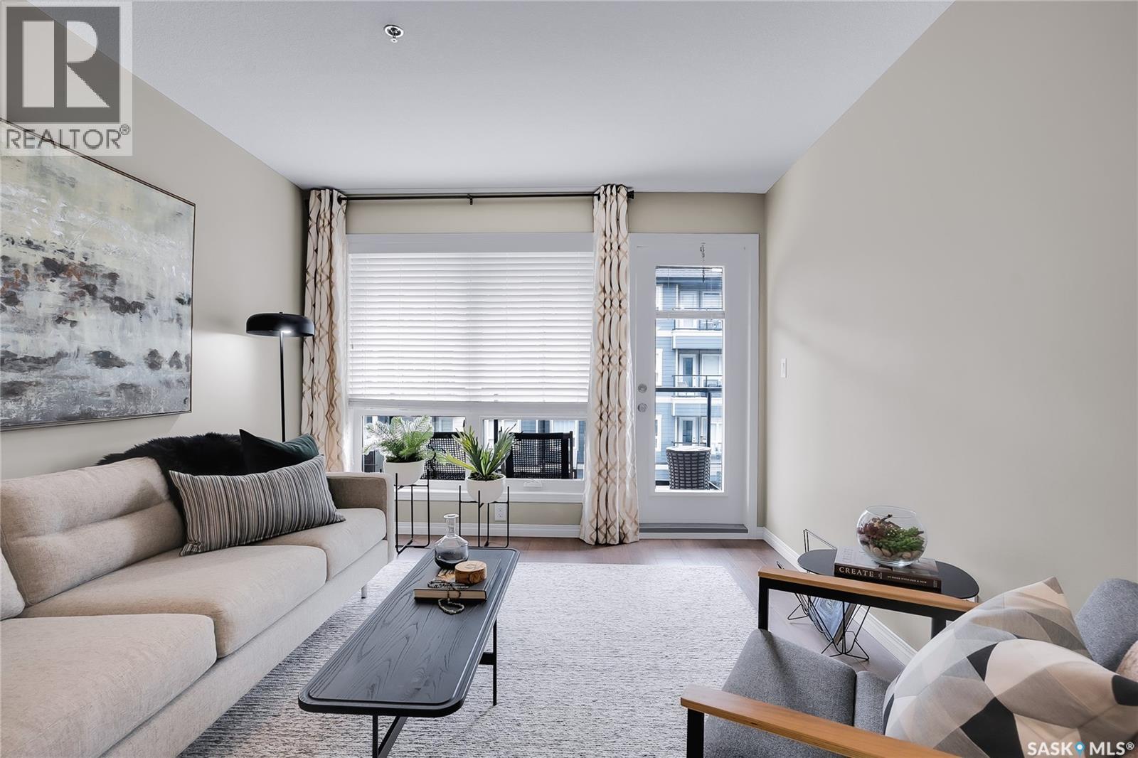 4216 108 Willis CRESCENT — photo 14