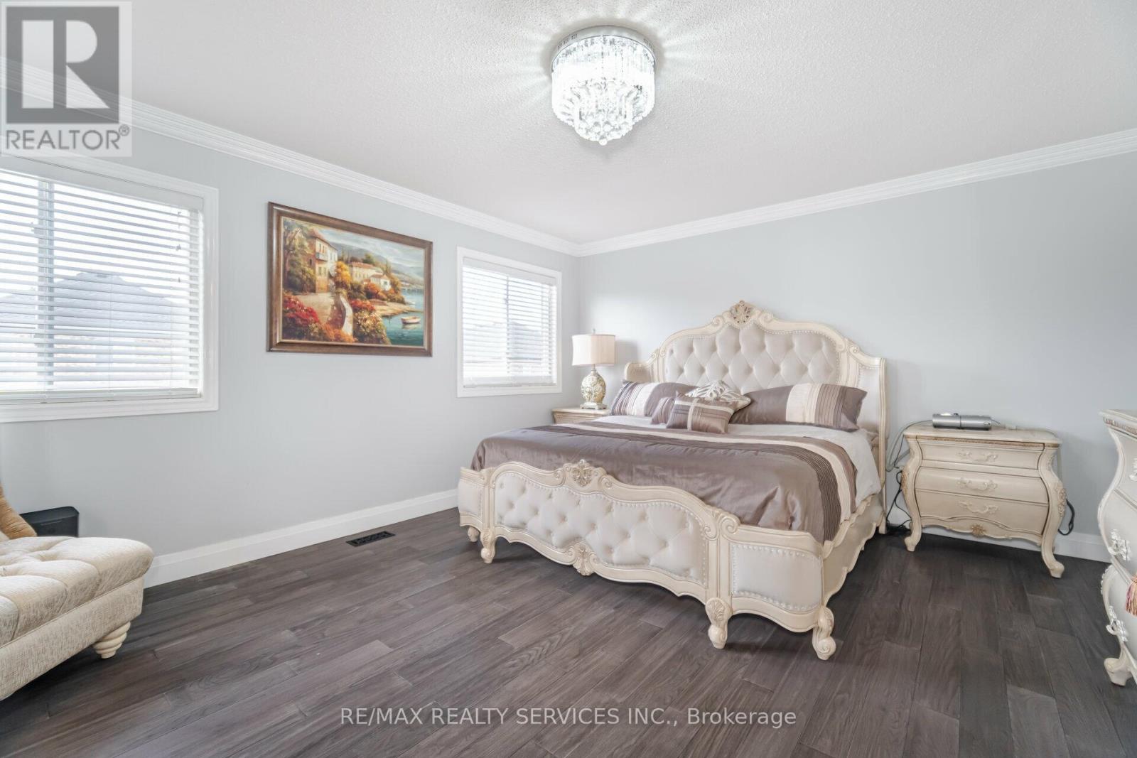 1317 WELLER CROSS - 24