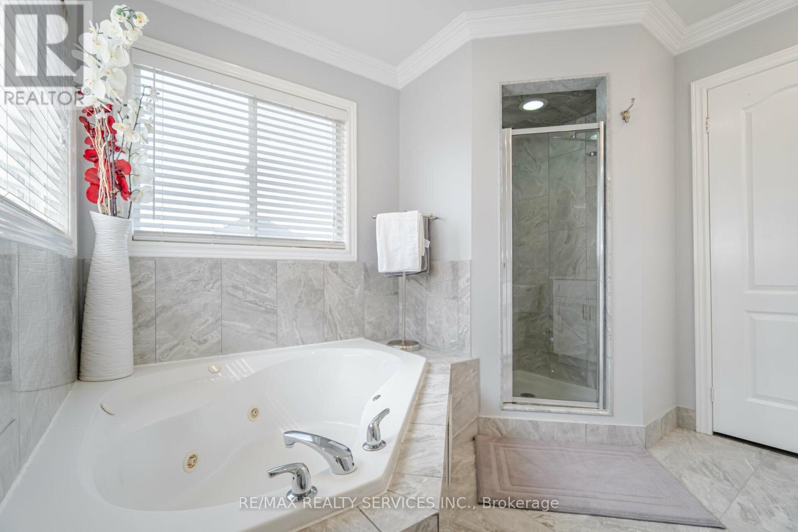 1317 WELLER CROSS - 28