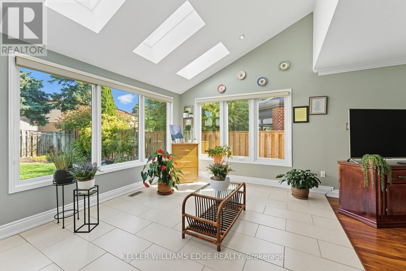3043 VANDERBILT ROAD - 10