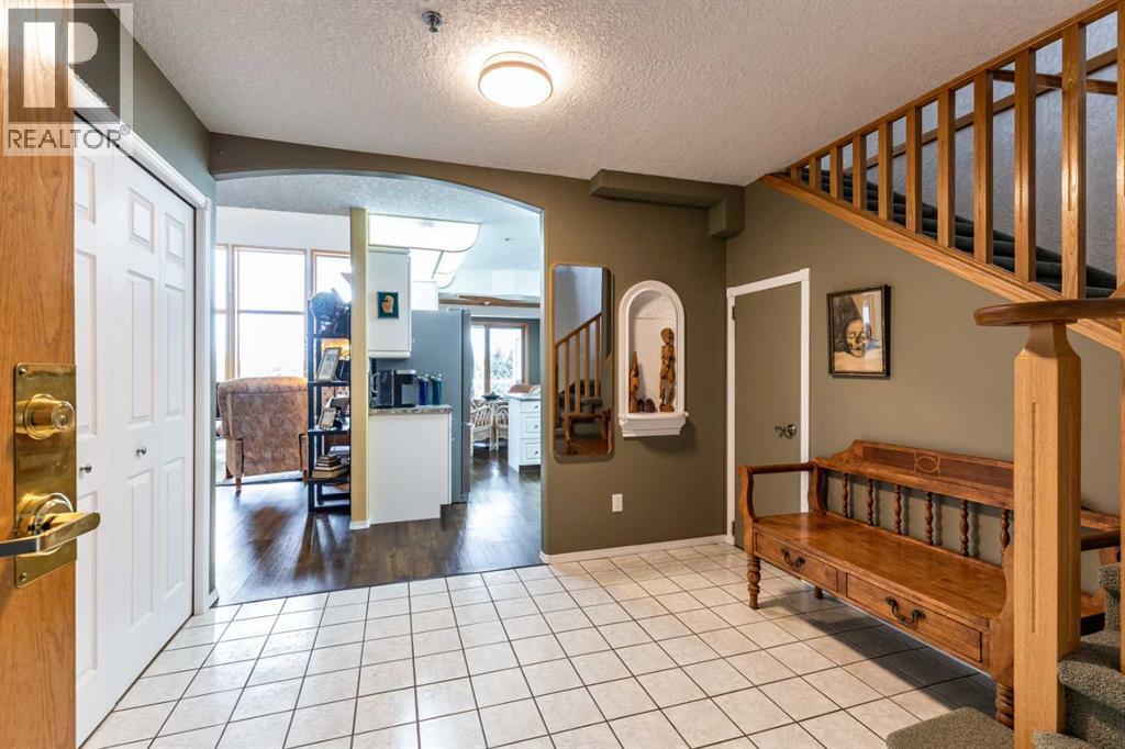 405, 1535 Southview Drive SE - photo 2