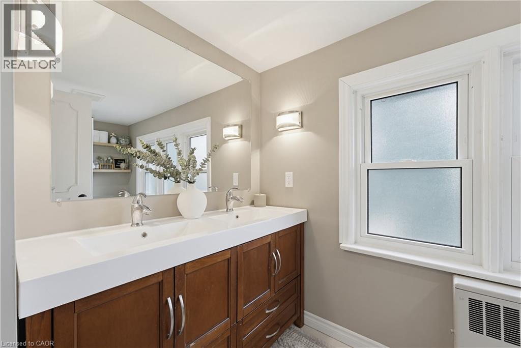 3623 NAFZIGER Road - 23
