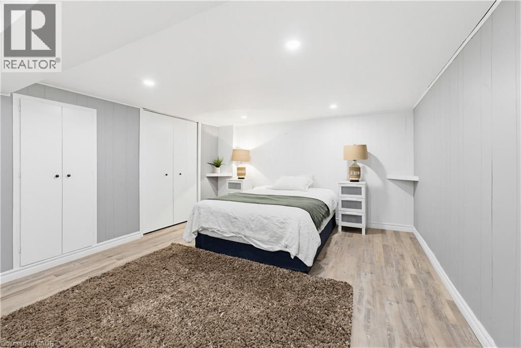 3623 NAFZIGER Road - 34