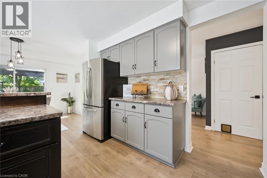 361 LAKE LOUISE Boulevard - 15