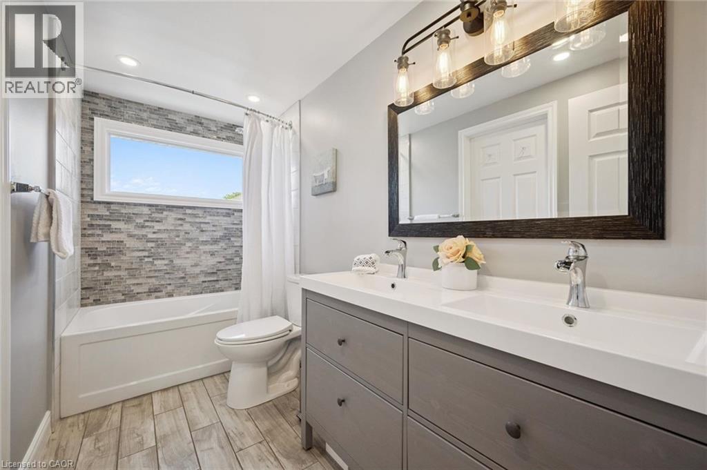 361 LAKE LOUISE Boulevard - 23