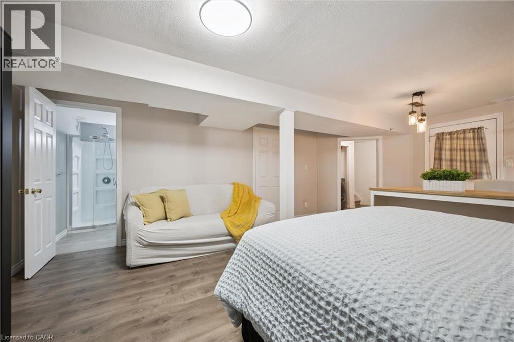361 LAKE LOUISE Boulevard - 30