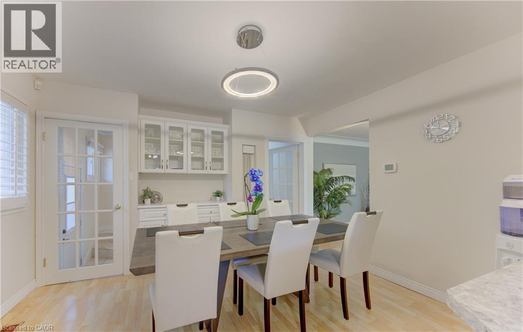 71 PINECREST Drive - 16