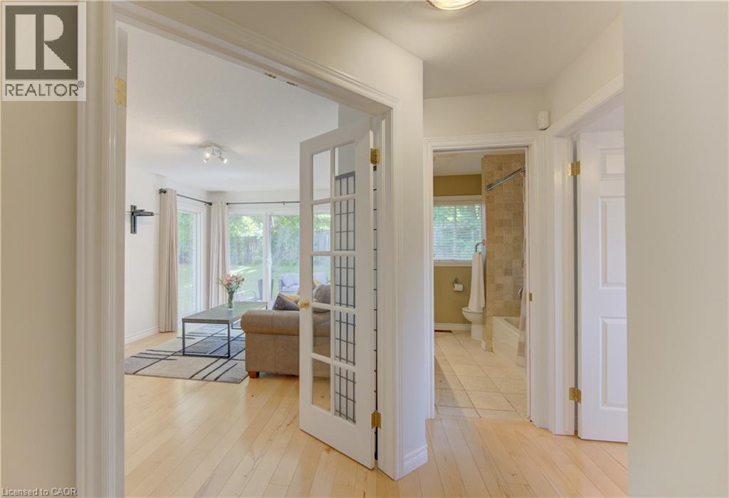 71 PINECREST Drive - 23