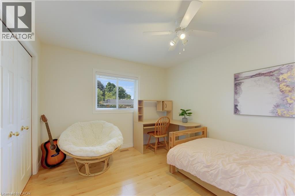 71 PINECREST Drive - 24
