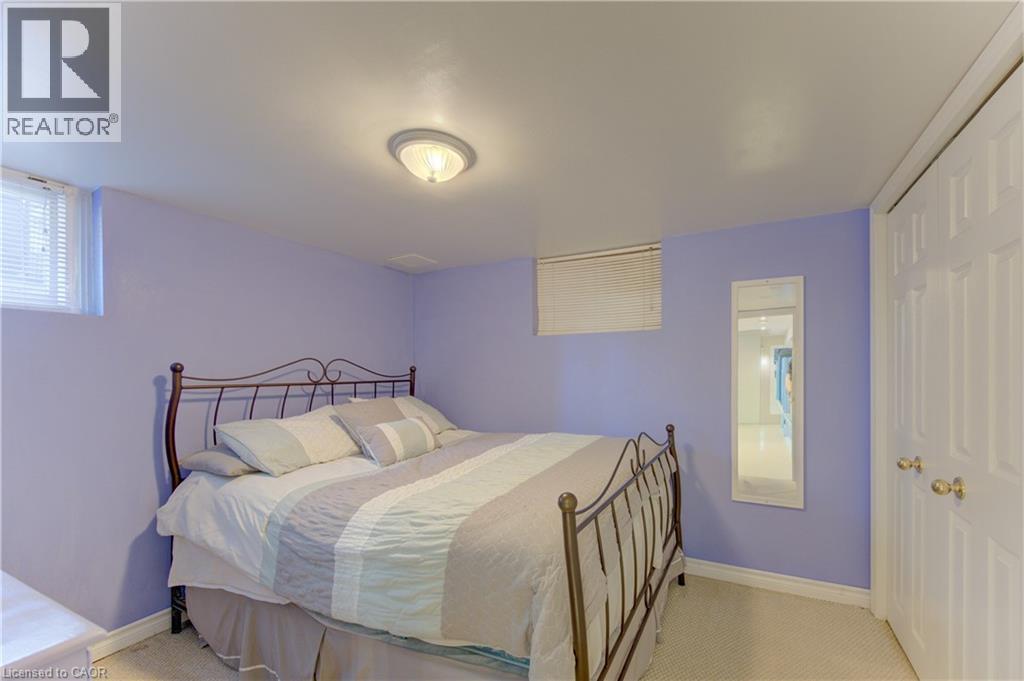 71 PINECREST Drive - 36