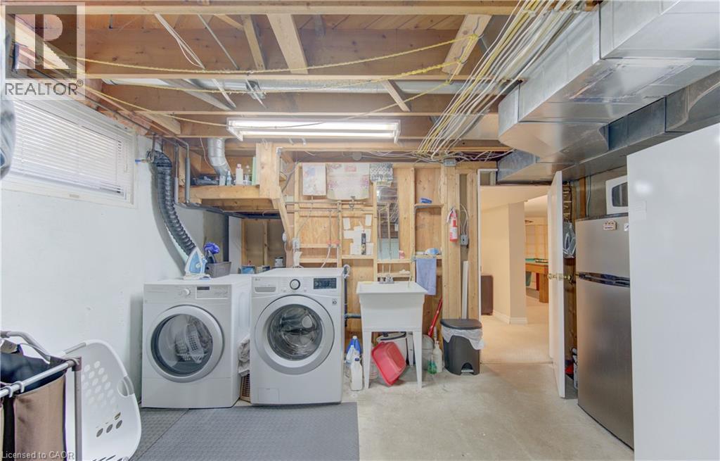 71 PINECREST Drive - 37