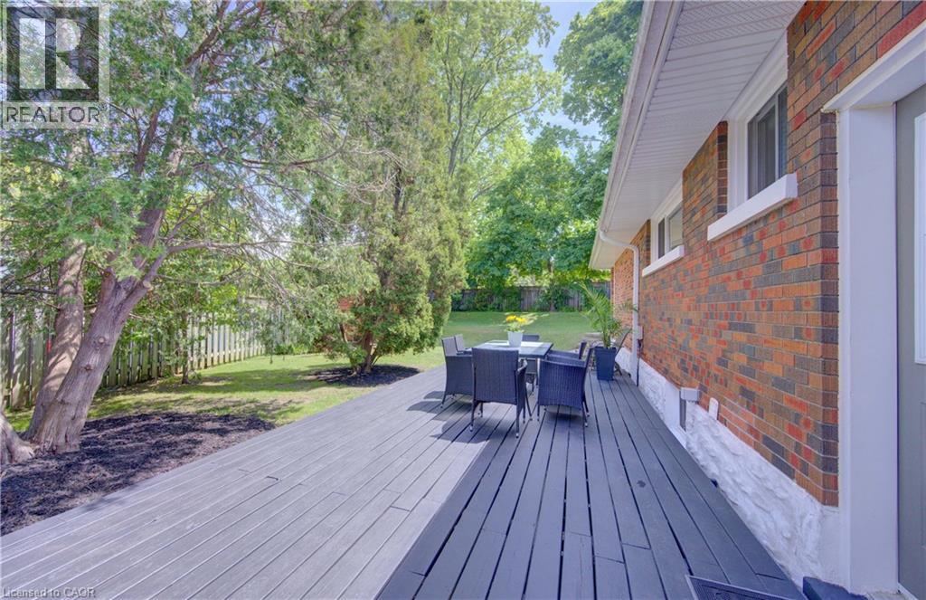 71 PINECREST Drive - 39