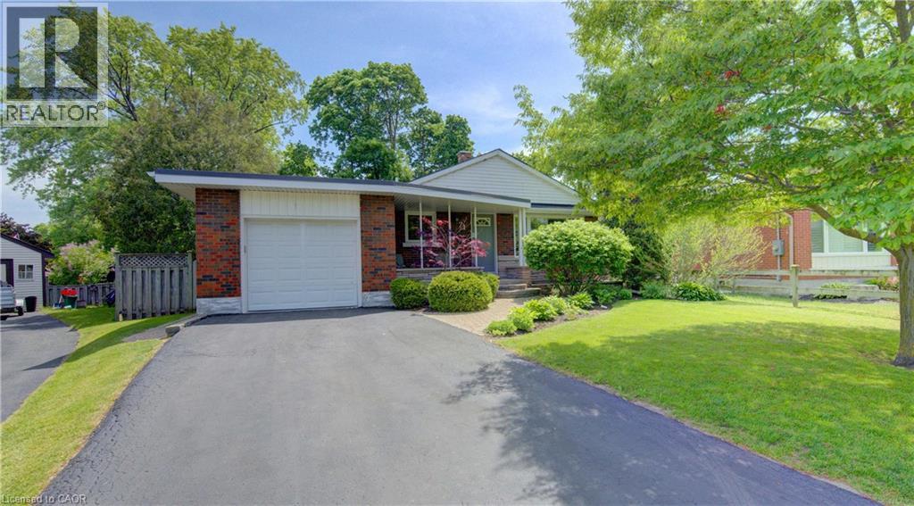 71 PINECREST Drive - 5