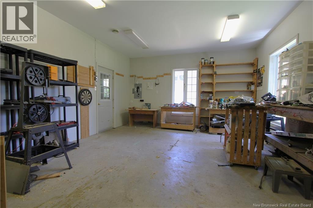 11 Cardinal Terrace - 19