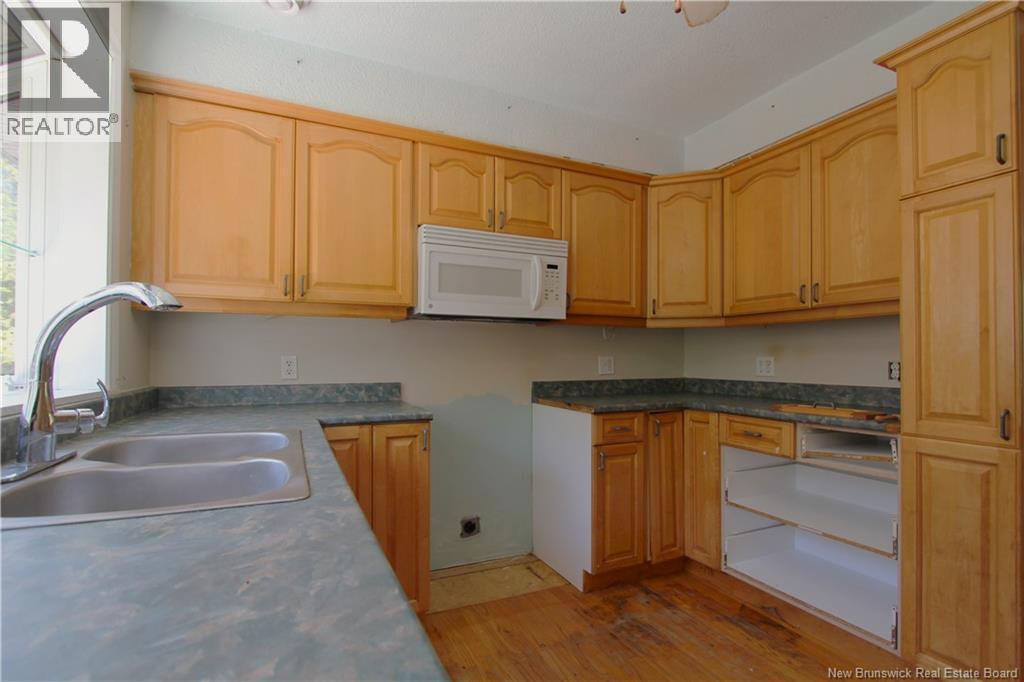 11 Cardinal Terrace - 31