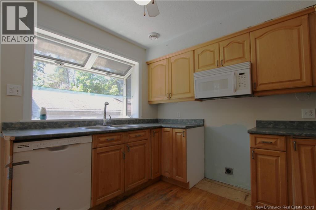 11 Cardinal Terrace - 32