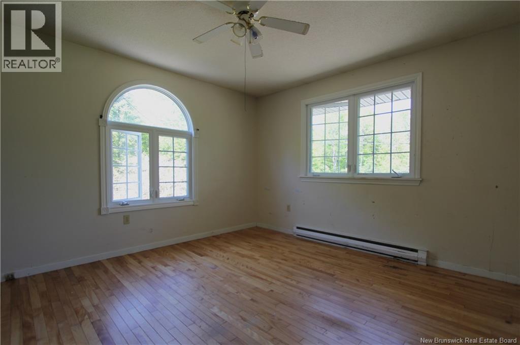 11 Cardinal Terrace - 38